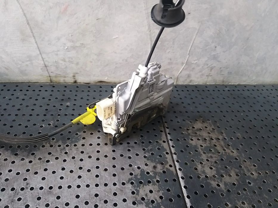 Broasca usa dreapta audi a5 8t 8j2837016a