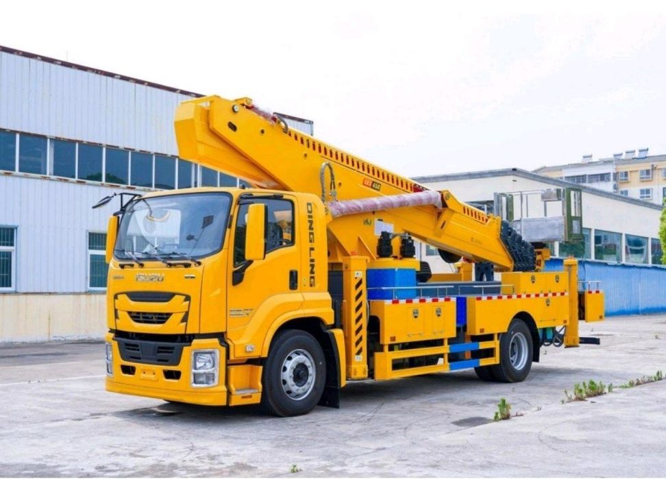 Isuzu avtovishka 45 m sotiladi 2025 yil