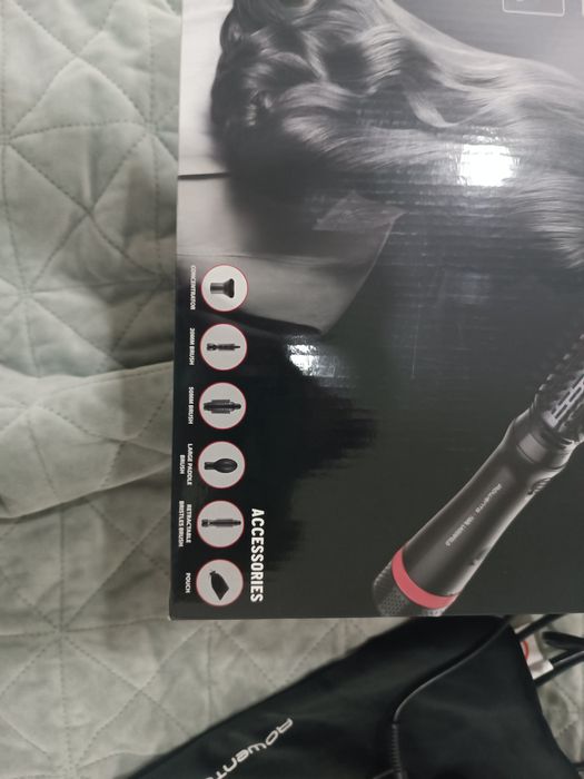 Четка за коса с горещ въздух