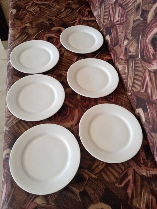 сервиз за кафе, чинии, купички