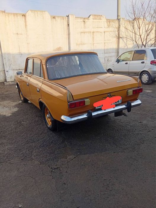 Автомобиль Москвич412