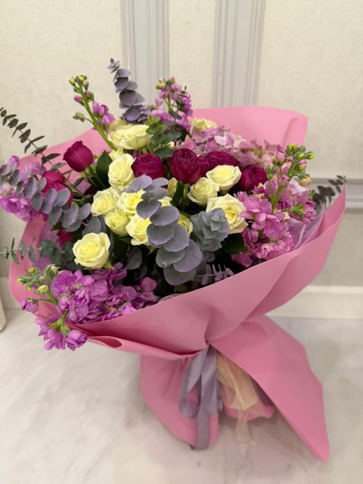 Продается большой букет цветов