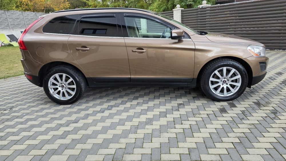 VOLVO XC60 2013 — imagine 5