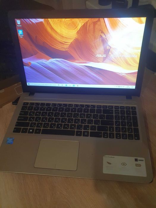 Ноутбук ASUS хороший
