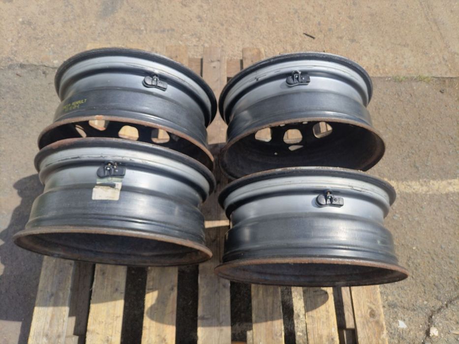 16 цола 5 х 114,3 мм Дачия - 6,5 инча/ ЕТ 50