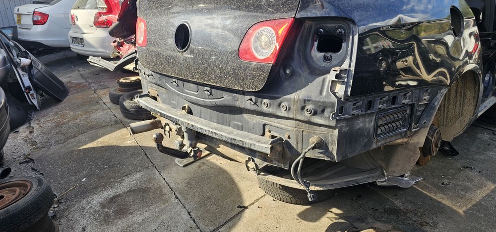 Carlig de remorcare vw Passat B6 berlina