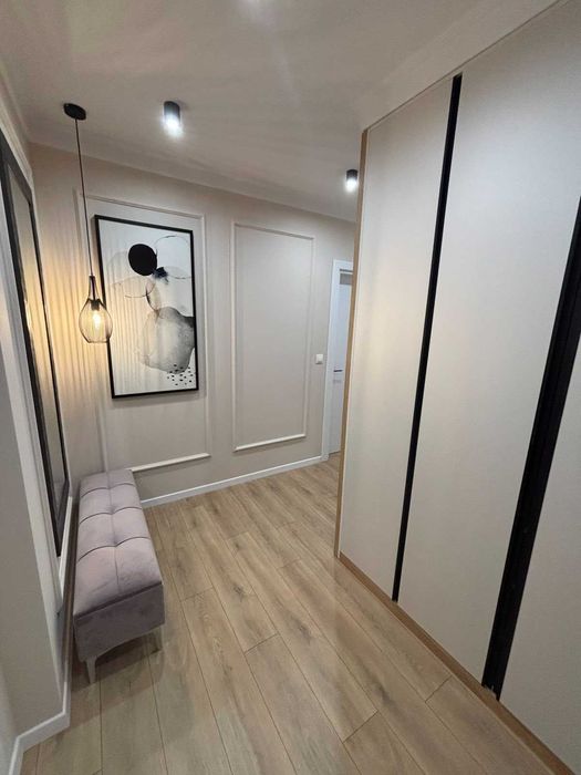 Дава се под наем Тристаен апартамент в Бургас, Славейков - 136 кв.м за 1500 € - Снимка #14