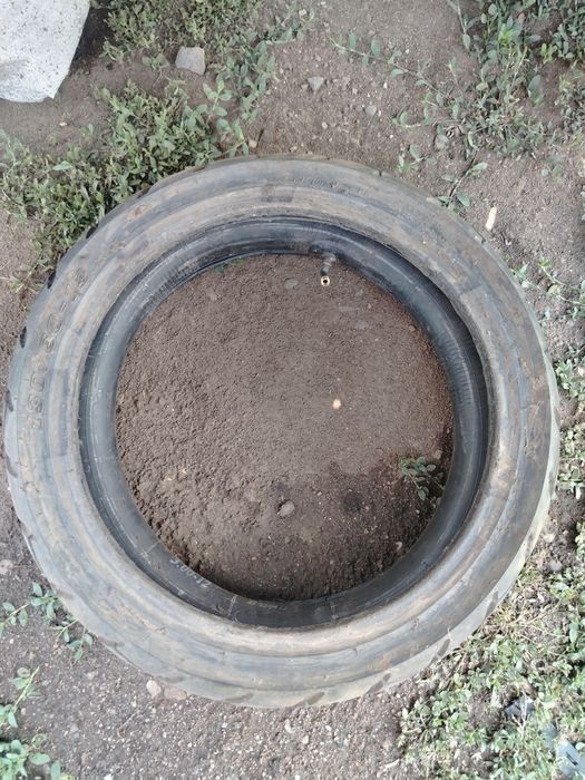 Продам покрышки с камерами