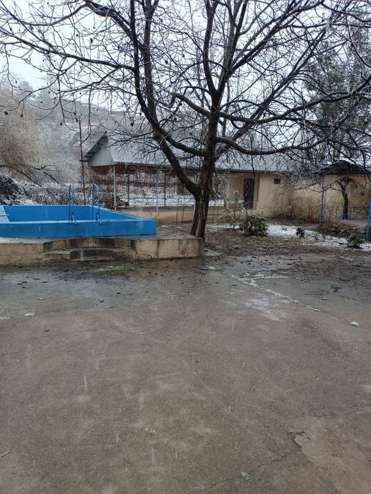 Продаётся дача на Чарваке