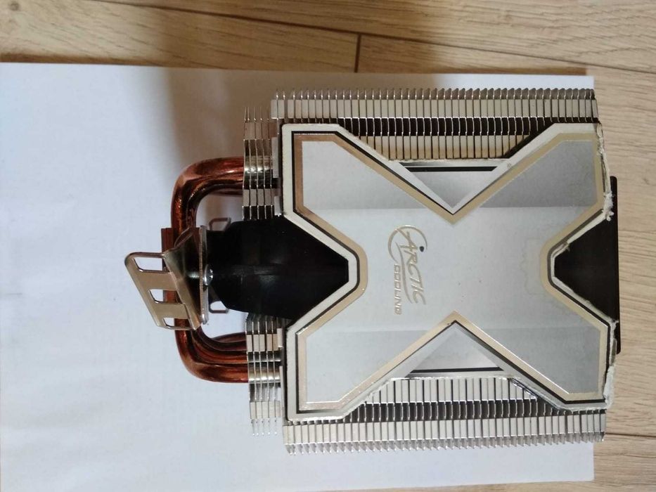 Cooler Rysen AM4 AM3 AM3+ FM1 FM2 FM3 Arctic Freezer extreme 120 mm