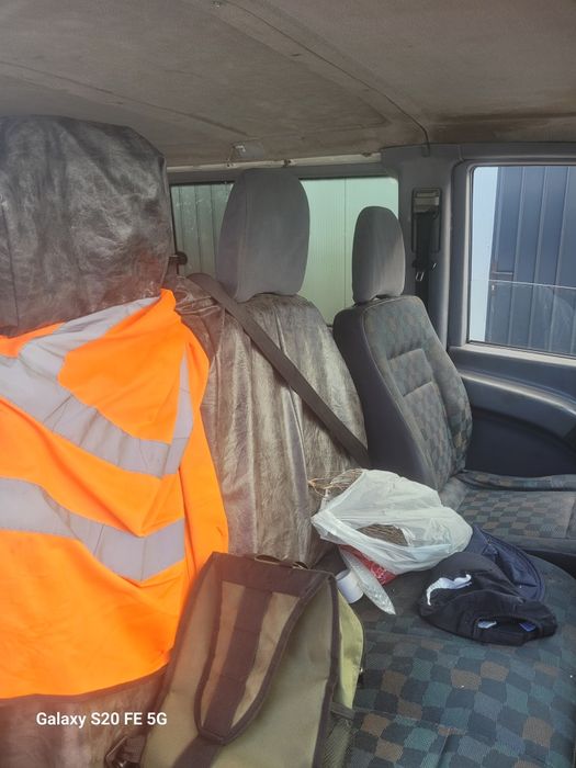 Mercedes vito,6 locuri + marfă