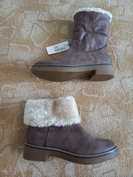 Vindem ghete noi ,piele naturala ,mărime 36