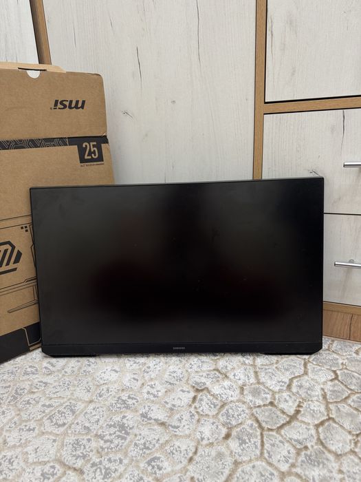 Монитор 24" Samsung LS24DG300EIXCI черный
