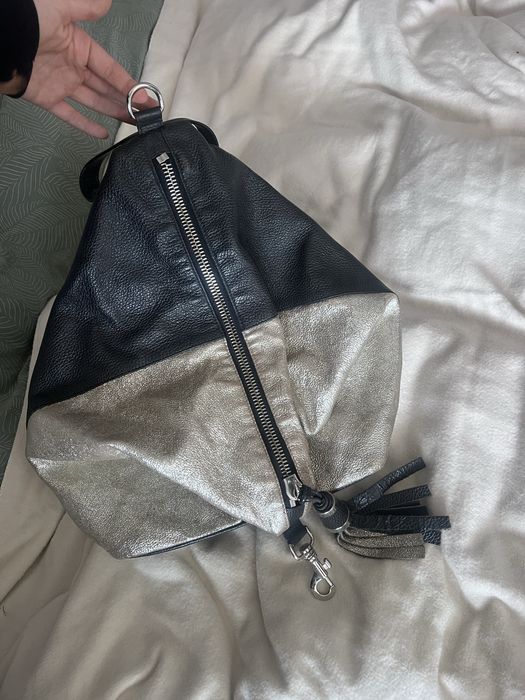 Кожена Раница Сребро и черно