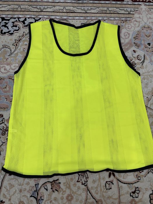 Продается накидки спортивные для команды