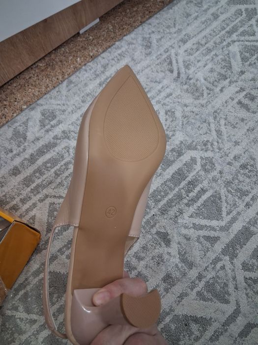 Женская обувь лето