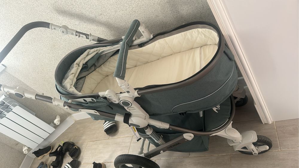 Продам детскую коляску