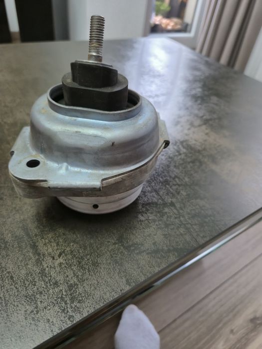 Tampoane motor X3 e83 3.0d