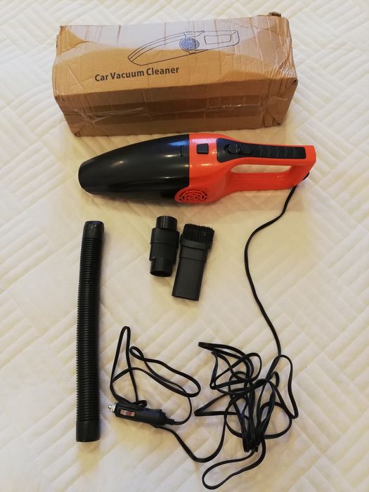 Автомобильный пылесос