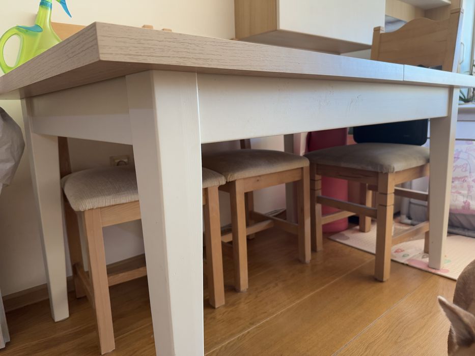 Трапезна маса изработена по поръчка