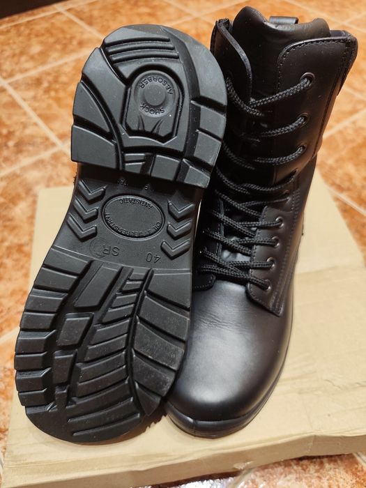 Високи обувки 40 номер