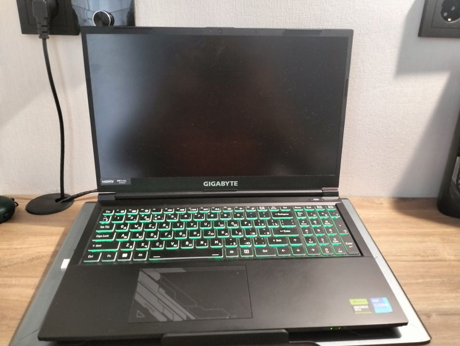 Ноутбук игровой GIGABYTE