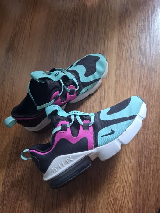 Nike air max маратонки 39 номер.