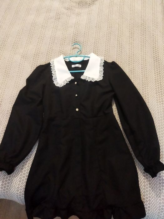 Красивое женское платье