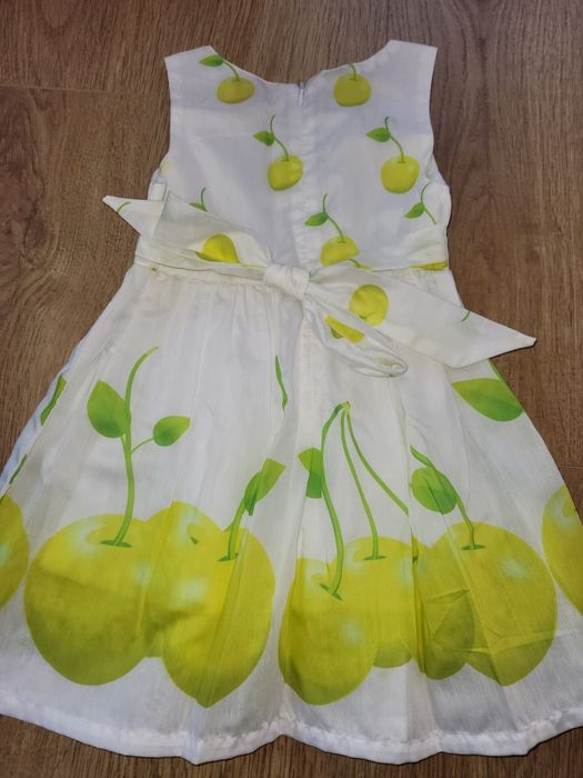 Рокля с череши, 98см.