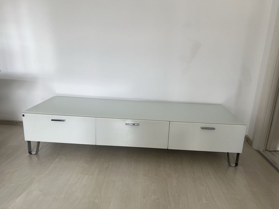 Mobila living in stare foarte buna