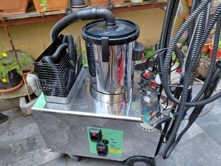 Aspirator profesional