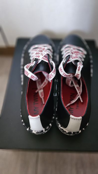 Sale Нови кецове Twinset