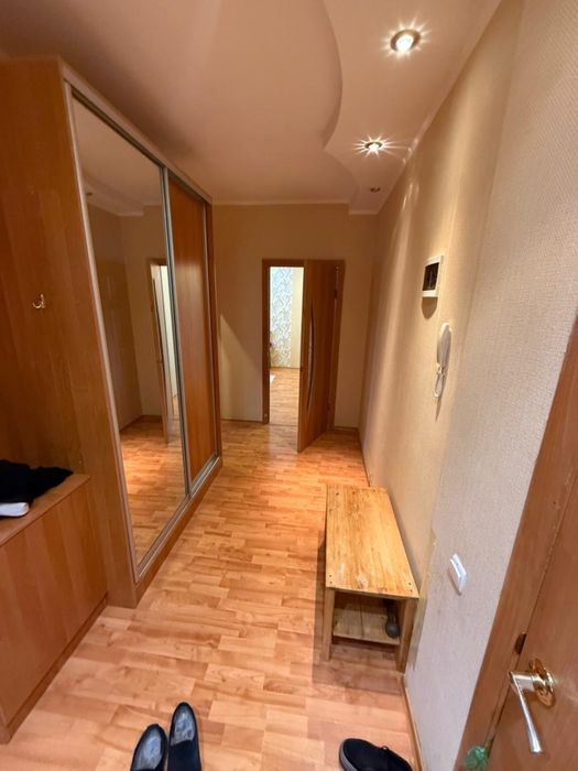 Продам 2 комн. квартиру