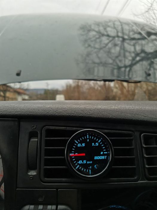 BMW E46 E39 E60 E61 E90 E91 E92 стойка буустметър духалка парно решетк