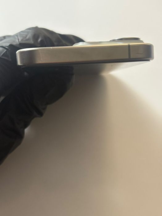 Продам Айфон 15 про/Iphone 15 pro