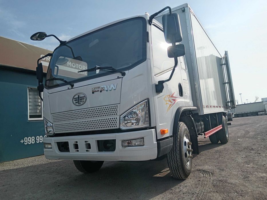 Автофургон Промтоварный FAW Tiger V 4x2