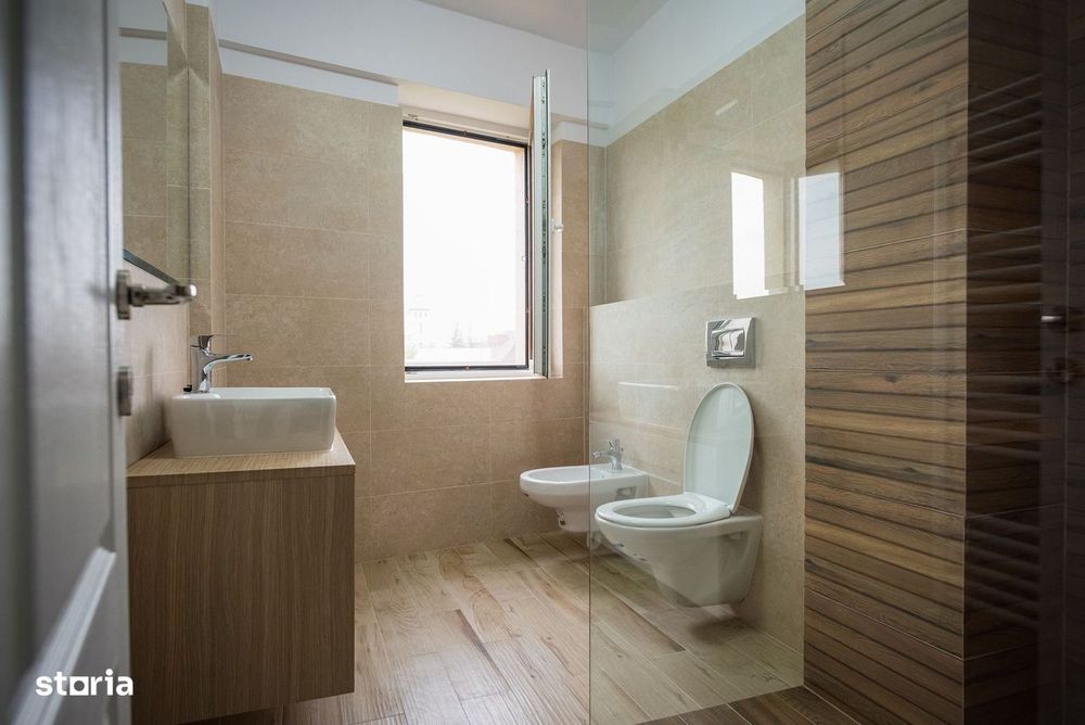 Apartament de închiriat Construcție Nouă 110 mp etajul 3 zonă centrală