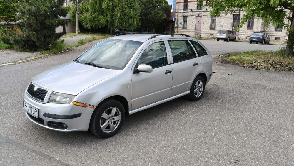 Skoda Fabia 1.4 Tdi 2005 Taxe Si Fiscal La Zi Consum 4,5% Fara Rugina