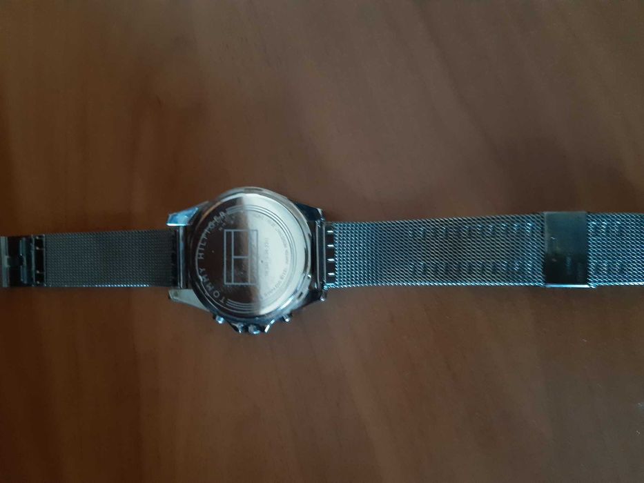 Дамски часовник TOMMY HILFIGER 1781846 в гаранция