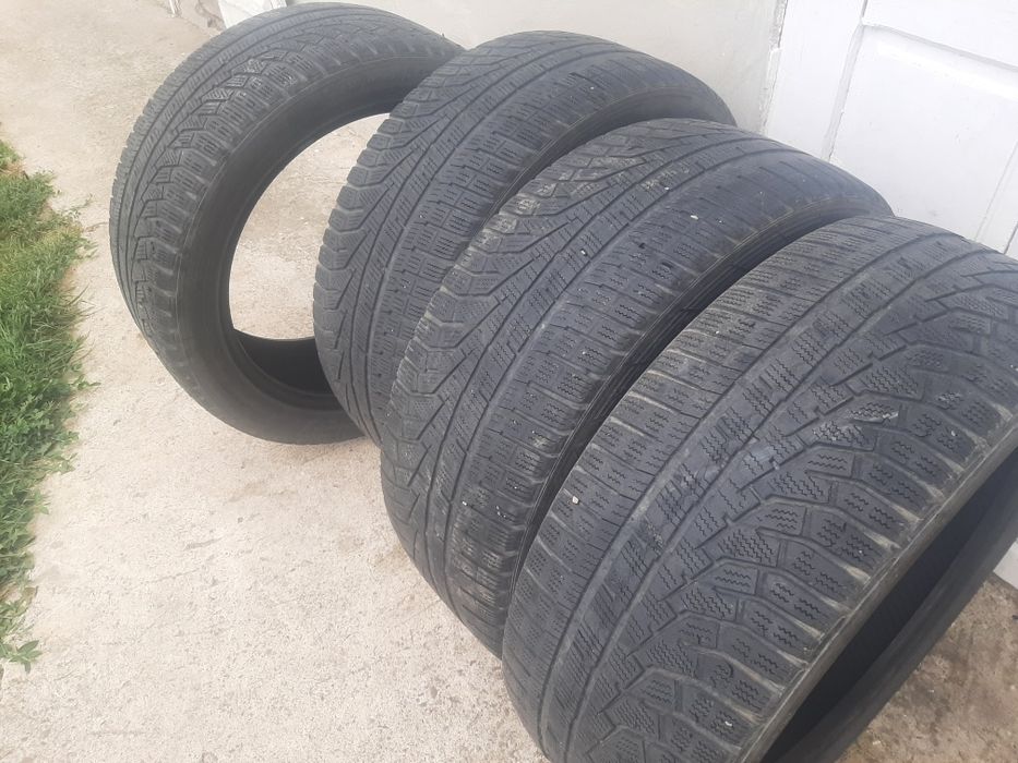 Vând anvelope HANKOOK