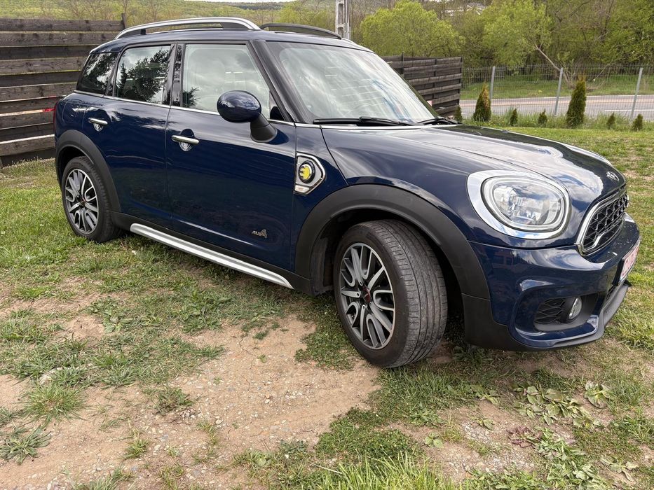 Mini Cooper S Countryman 1.5 benzina Plug-in-Hybrid 224 cp  ALL4