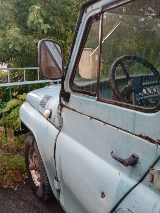 Продам УАЗ 469 год выпуска 1995
