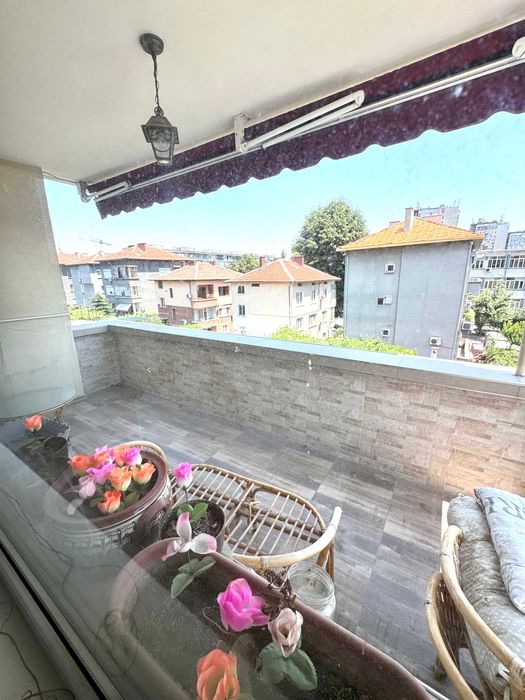 Дава се под наем Тристаен апартамент в Пловдив, Гагарин - 120 кв.м за 612 € - Снимка #7