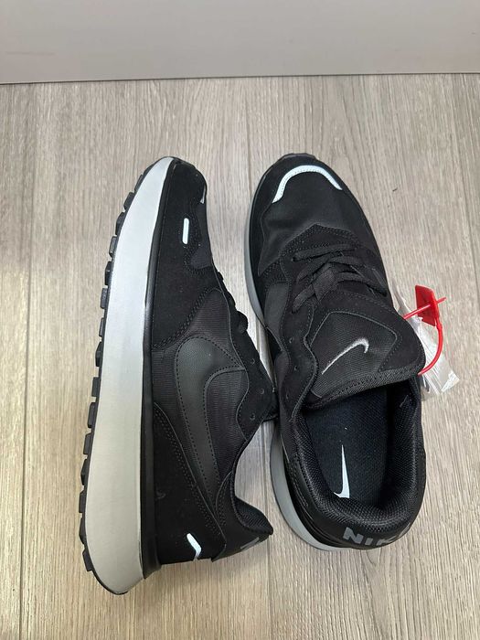 НАМАЛЕНИ Нови мъжки Маратонки Nike 43 номер -черни