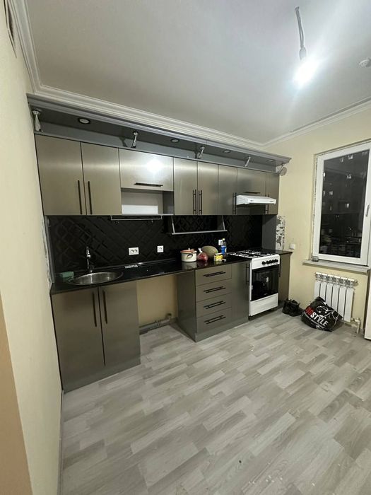 Срочна сотилади Олмос навастройка 3 хона