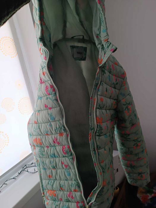 Geaca Reserved pt primavara-toamna, 12-13 ani, 158 cm marime