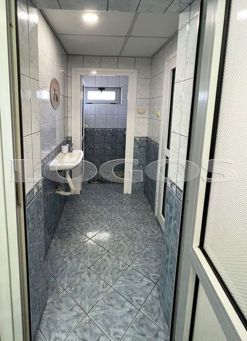 Дава се под наем Офис в Варна, Гръцка махала - 110 кв.м за 1100 € - Снимка #7