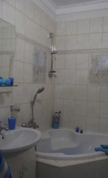 Дава се под наем Двустаен апартамент в София, Дианабад - 75 кв.м за 398.82 € - Снимка #2