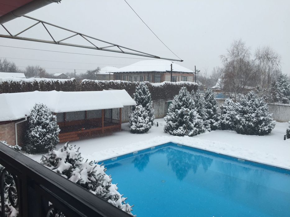 Дом в аренду с большим бассейном