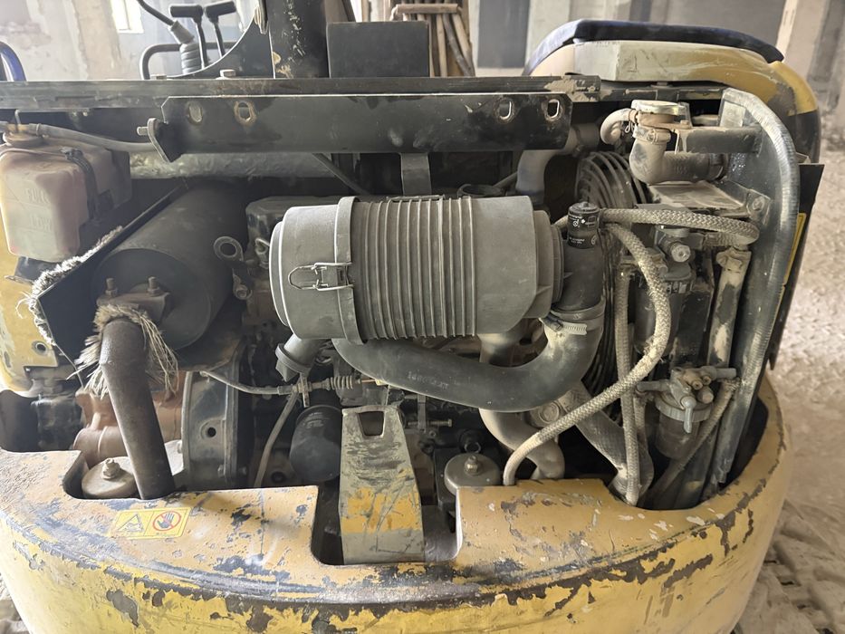 Продается мини-экскаватор Mitsubishi MM 40 SR 3